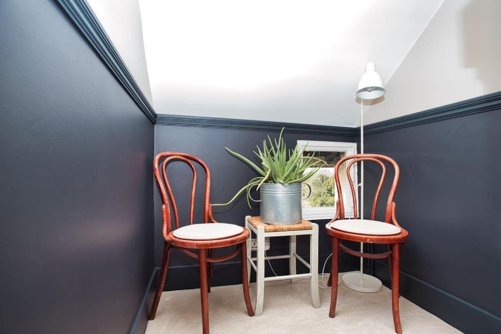 Restful And Cosy 4 Bed Home Minutes From The Beach 桑盖特 外观 照片
